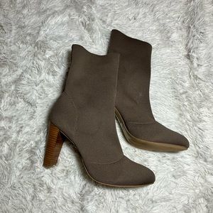 Charles by Charles David ankle boots stretch pull on sz 8